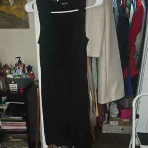 Daisy Fuentes Black Midi Dress